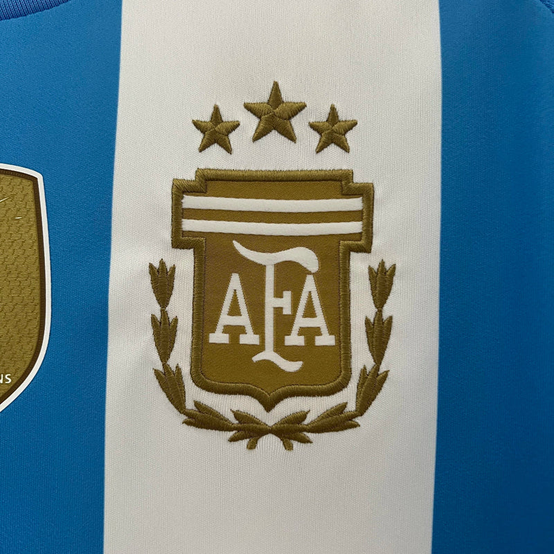 Camisa Adidas Argentina Copa América Torcedor 2024/25 Masculino Branco e Azul Celeste