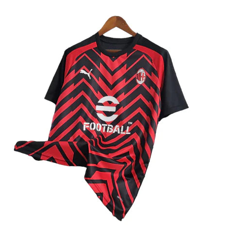 Camisa Milan Treino 23/24 - Torcedor Puma Masculina - Vermelho e Preto